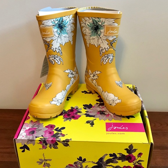 Joules Shoes - Joules Floral Mid-Height Molly Welly Rain Boot